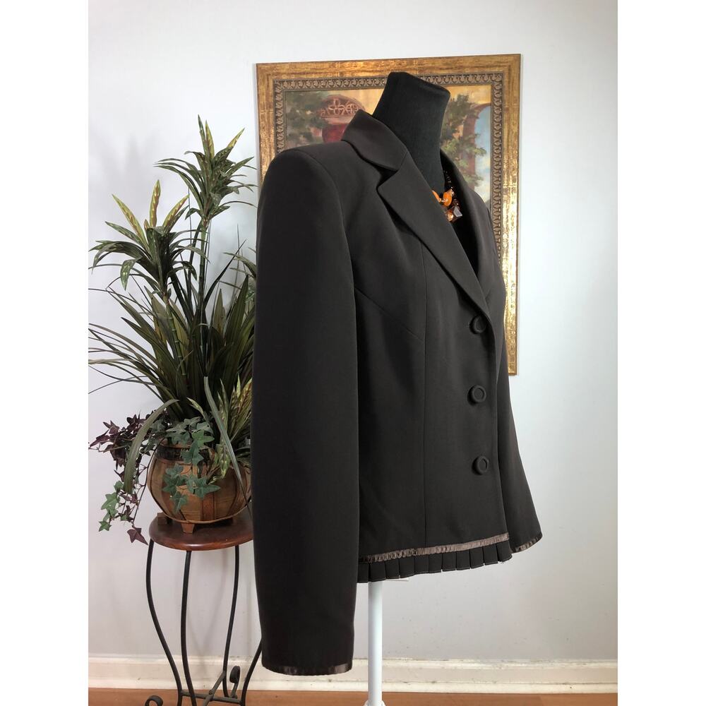 Dressbarn Blazer Women Size 12 Black Polyester Lined Pleated Trim Career Jacket - Picture 4 of 11